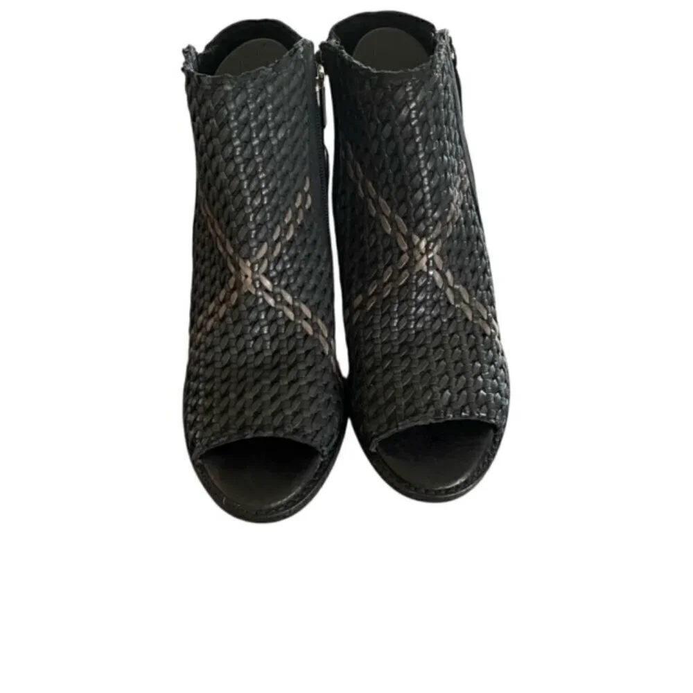 NWT Sam Edelman Cooper Woven Open Toe Bootie 9